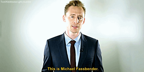 tomhiddleston-gifs:Tom Hiddleston’s Pet peeve