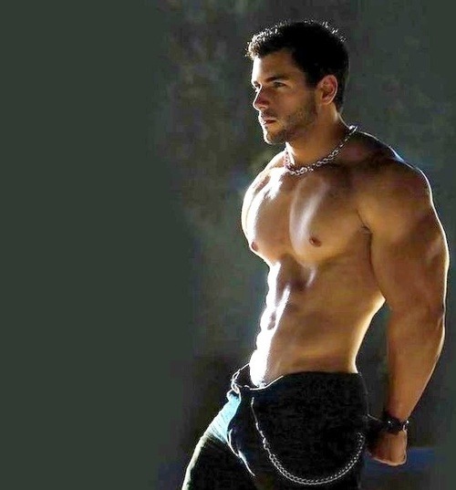 ioliverworld:  hammer kerl