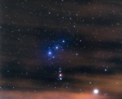 wonders-of-the-cosmos:    Orion constellation by  George Tzellos