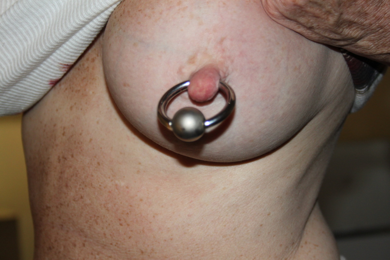 piercing and fisting stuff