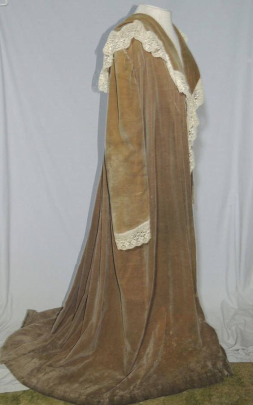 Hi, Please Tell Me Where Did You Get The Ideas For The Costumes Of The Characters Of The Snow Lady?