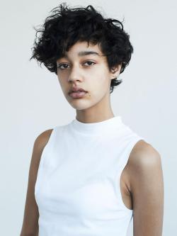 brandedgal:  Damaris Goddrie