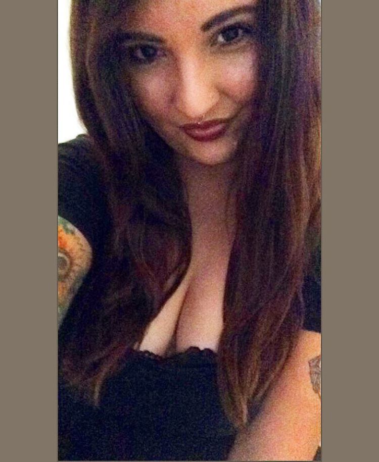 ✖️