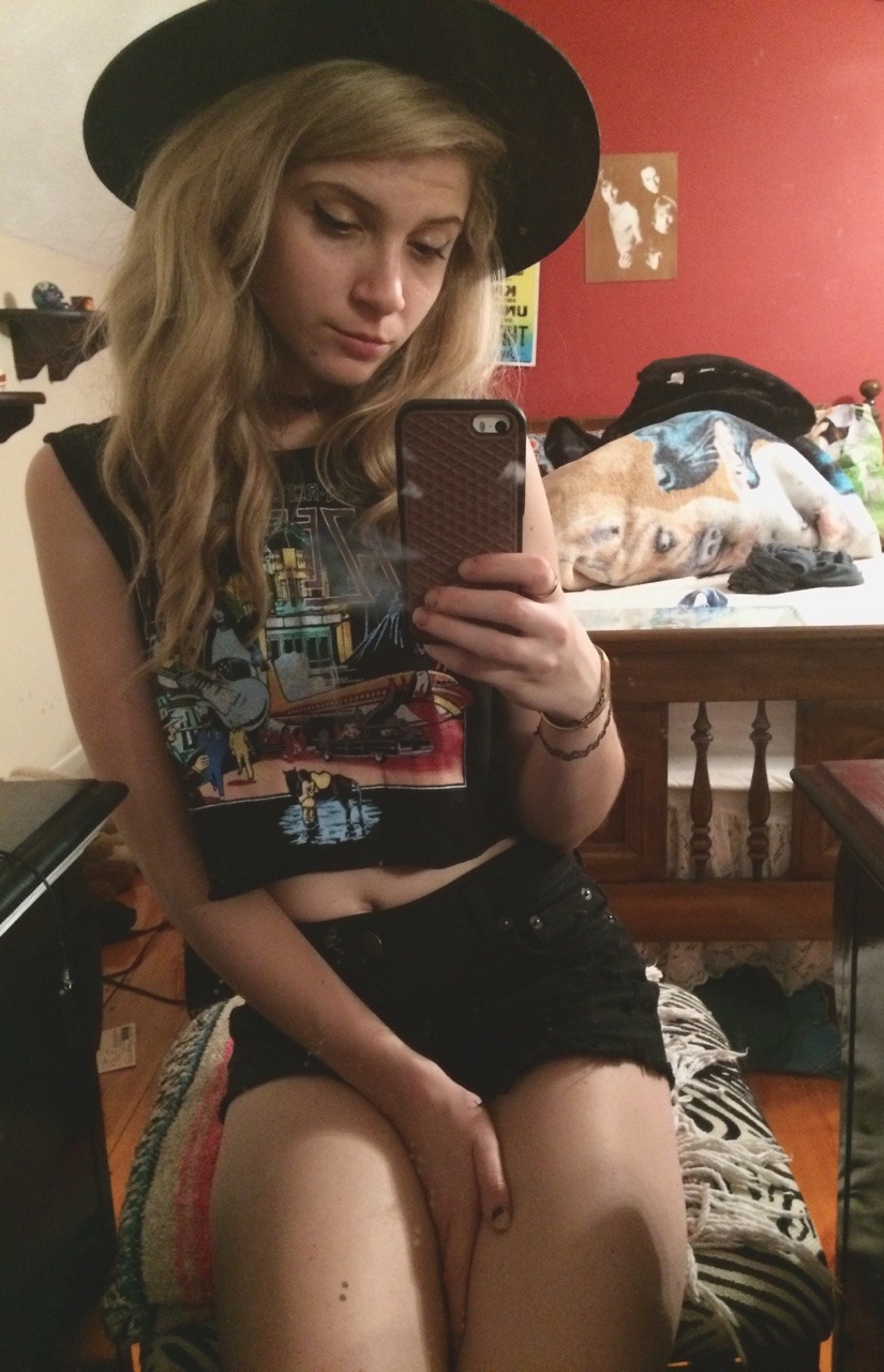 shay-gnar:  I was tagged by psychedelic-freak-out to post some of my favorite photos