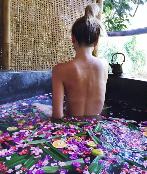 Flower baths at the five elements spa