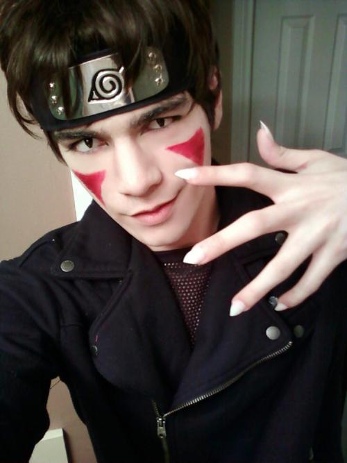 nipahdubs:  Inuzuka Kiba Cosplay I have always wanted to cosplay Kiba, ever since I first same him in the Naruto series and today that day has come! Hopefully I will be doing a phootshoot soon with my Akamaru ~ <3