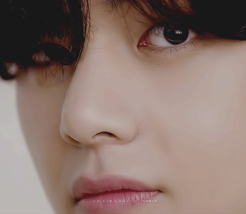 jung-koook:    kim taehyung: the definition of ethereal and beauty  