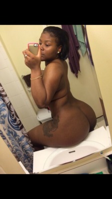 realselfiedimes:  Damn 