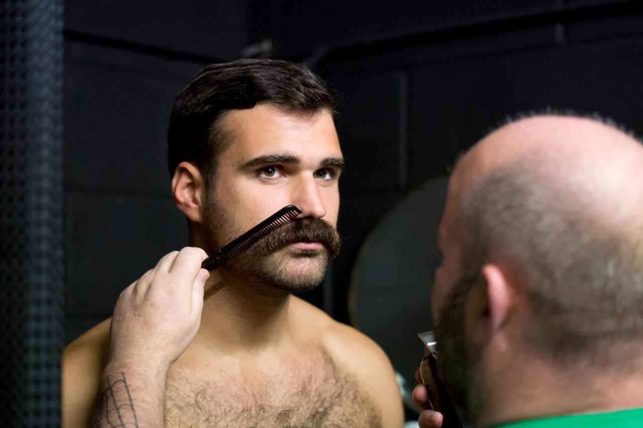 cigarbeards:  hairygingerman:  Five steps steps to change the look   Christopher