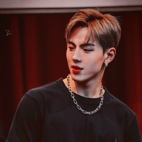 Monsta x Hogwarts series: - Shownu: “You might belong in Gryffindor, where dwell the brave of 