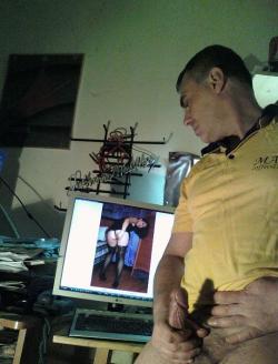 Real People Wanking at the Computer
