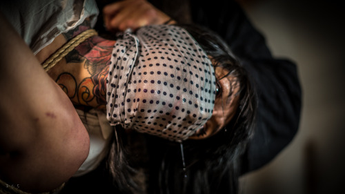 strictly-dirtyvonp:  Me tying @kitiza-perche Photos : D-B-S Session 2/3 