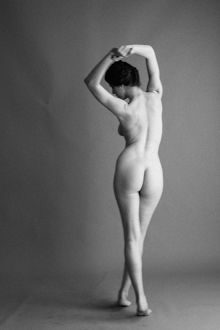 therealchipwillis:  imperfect seamless Kelsey Dylan