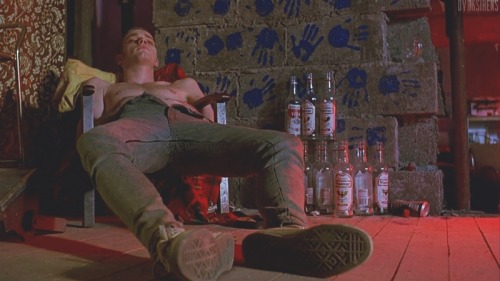 Porn Pics dvrksirens:  Trainspotting (1998) dir. Danny