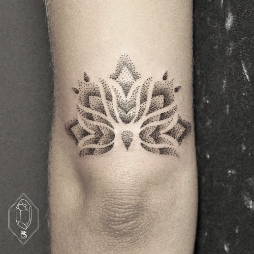 fuckyeahtattoos:  BICEM•SINIK www.instagram.com/bicemsinik bicem-sinik​.tumblr.com   bicemsinik@gmail.com Istanbul, Turkey