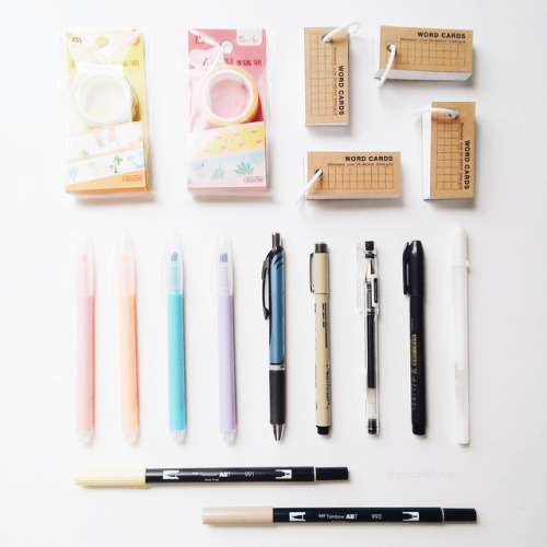 gloomstudy:august 21, 2017 - stationery hauli recently picked up some new stationery from daiso and 