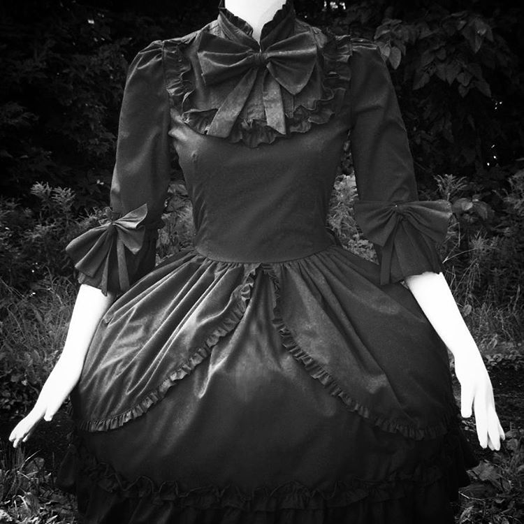 the-gloomth:  Gloomth’s Sorrow dress. Available in sizes xs to 2xl or custom made.