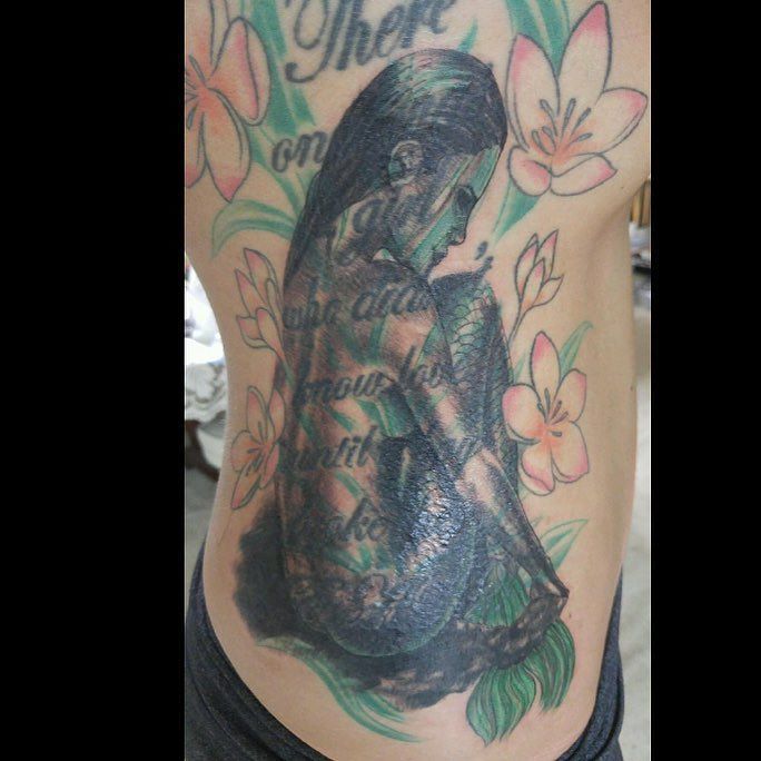 First session done!! See you on the 31st @kareemtattoo . I love her!! #mermaid #tattoo