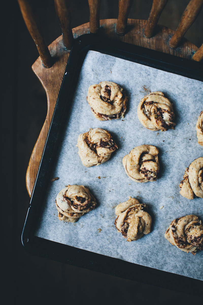 clubmonaco:  Hazelnut, Apple &amp; Chocolate Buns