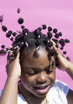 bobbycaputo:    Carefree Kids Show The Beauty And Joy Of Black Hair   Black kids and their hair are beautiful, magical and carefree – and one new photo series powerfully reiterates that message.   U.K.-based photographer Emily Stein developed a photo