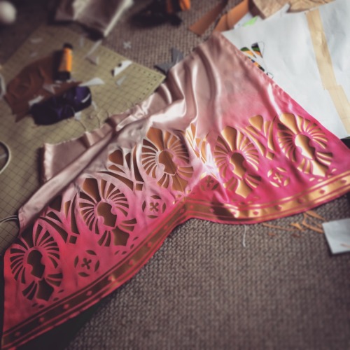 azimedes:  Heat Transfer Vinyl Okay dudes I wanna teach you some magic today.  I get a LOT of q