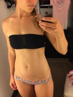 changingroomselfshots:  Bookmark changing