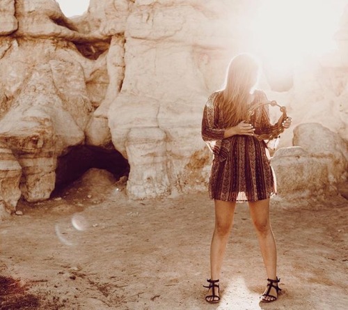 happyandfreejustbeingme: Nothing quite like running around in a dress in the middle of the desert. P