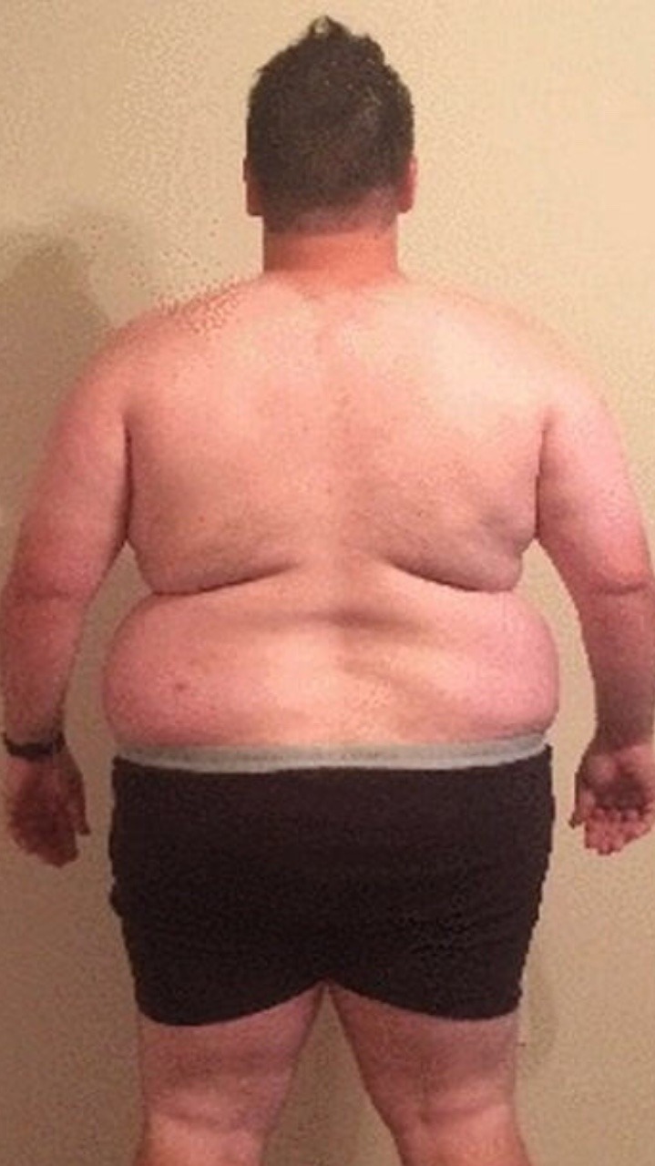 thejockcub:  wannabegainer91:  He looks straight up like a model who got fat   That