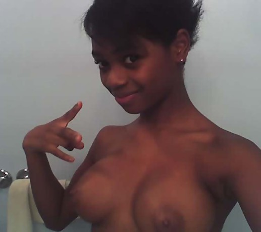 myebonyneed:   Meet hottest black women on this largest black dating site, JOIN NOW