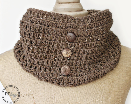 The Charlie Crochet Pattern and Cowl // Rescued Paw Designs