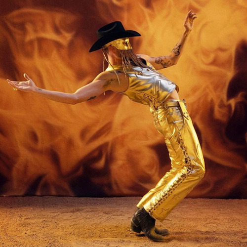 tom-at-the-farm:Orville Peck by Julia Johnson