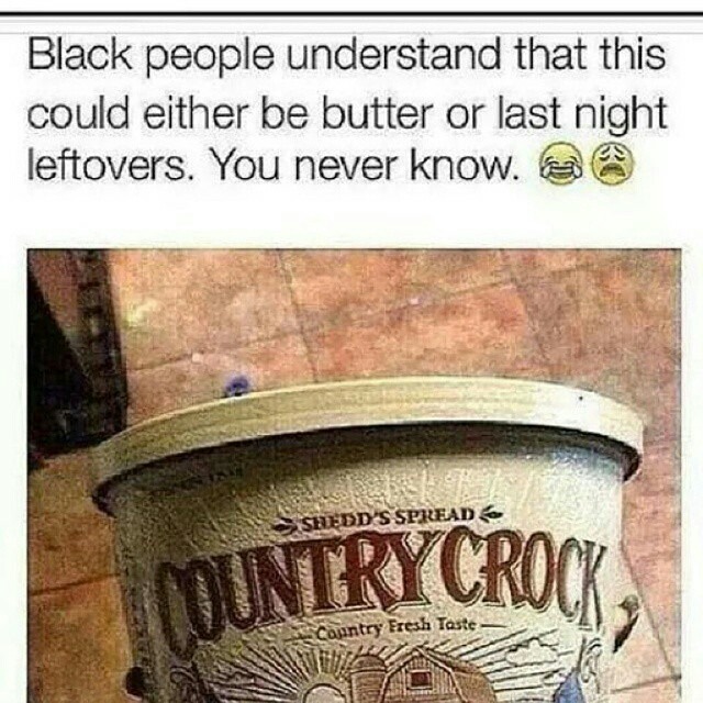 chynablaccc:  infective757:  fiialqamarr:  The struggle is so real Tryna butter some