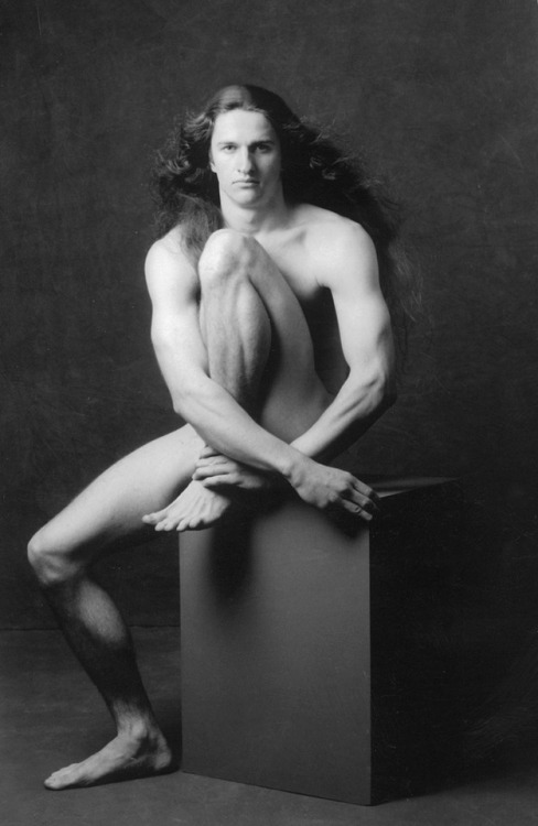 fullfrontalmale:  MODEL: UnknownPHOTOGRAPHER: Dominick Avellino www.fullfrontalmale.tumblr.com 