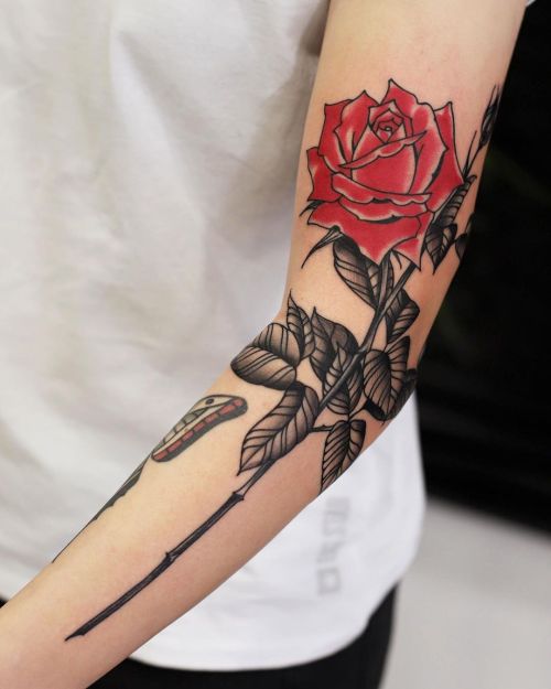 Red rose for Patrycja Thx #patrykhilton #redrose #panterabydgoszcz2.0 #ttt #rosetattoo #roza #tatu