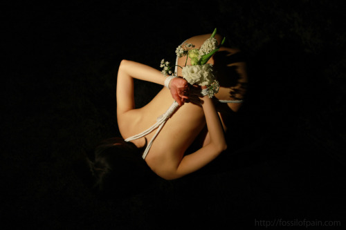 fossilofpain:model: luster / photography by 石舟煌 Koh Ishifune http://fossilofpain.com