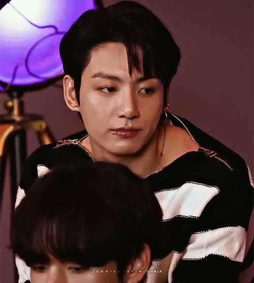 Yoongi: *talking* Jungkook: *going All Heart Eyes For Him*
