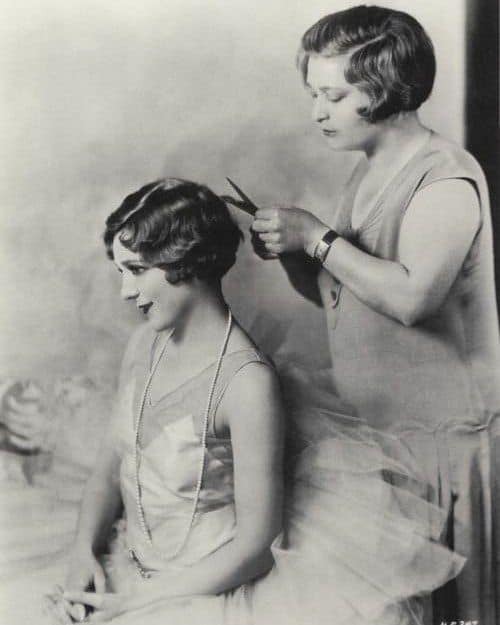 XXX Mary Pickford getting her hair waved Nudes photo