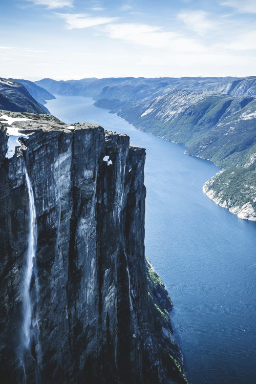 wnderlst: Kjerag, Norway | Anton Korochinsky