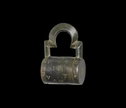 historical-nonfiction:  Medieval padlock, using letters instead of today’s more familiar numbers. Circa 1300s or 1400s