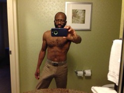 blackdikklover:  marshawn73:  His dick all the way over there lol  I want this guy’s gorgeous cock sooooooooo badly!