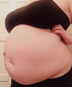 chubbylav:  full heavy belly after a biiig