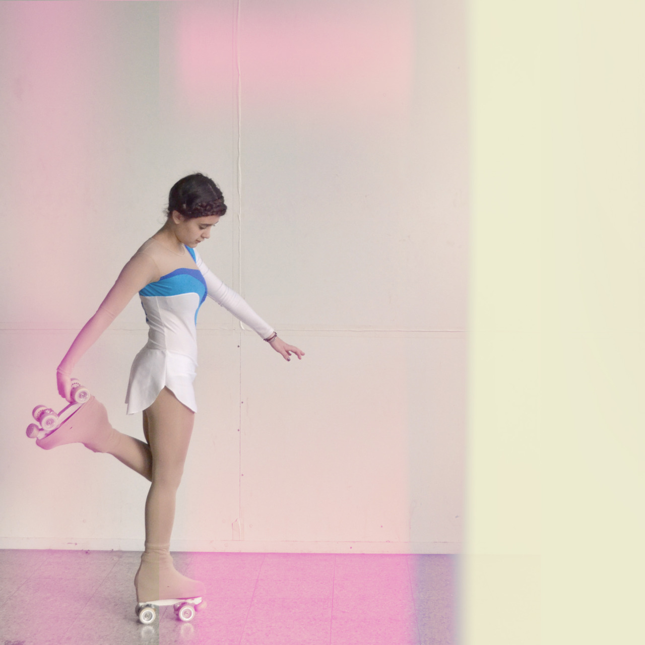 i-dream-in-rgb:  work: Micaela Rigo/ Flavia Yanniello model: Melina Yanniello ph