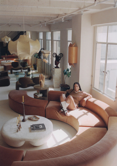 XXX distantvoices:Solange Knowles and her home photo