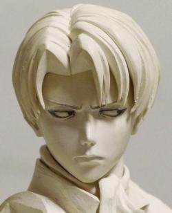 fuku-shuu:   Sculptor-in-training massiuven’s incredible renditions of Levi  …TAKE ALL MY MONEY ETA (May 2016): Added another variation of massiuven’s Levi that has surface treatment! 