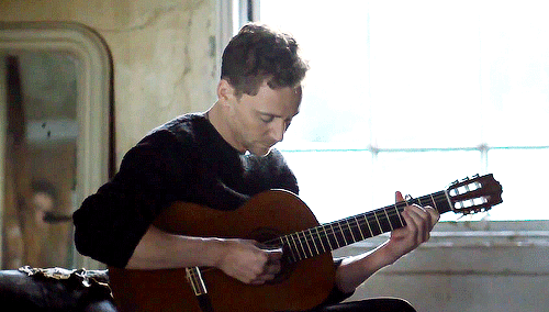 luciawestwick:Tom Hiddleston for Flaunt Magazine.