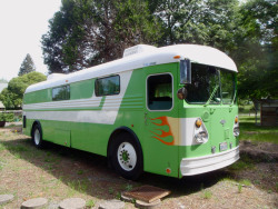 jeremylawson:  Bus converted into a tiny home.