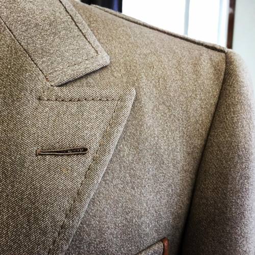 Sportcoat at @cifonelli_tailor #wiwt #lookbook #apparel #mnswr #menswear #igfashion #guyswithstyle #