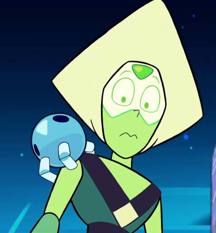 I always think of Peridot’s head as a triangle (because of the hair) but its actually