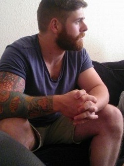 sdbboy69:  Want to see more? Check out my archive at http://sdbboy69.tumblr.com/archive  Woof