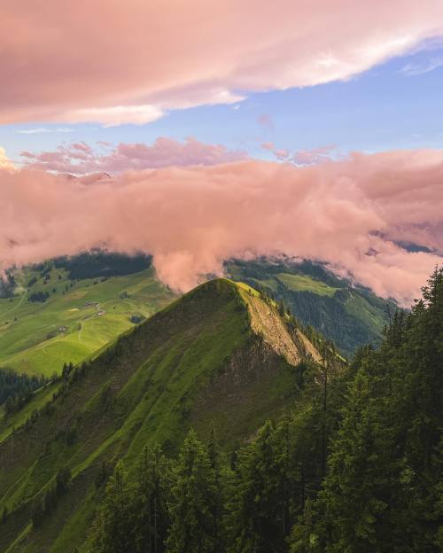 Stanserhorn Mountain, Switzerland ( Via )